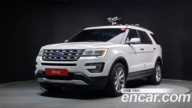 Ford Explorer 2.3 Limited 4WD