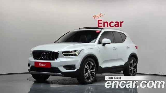 Volvo XC40 T4 R-Design