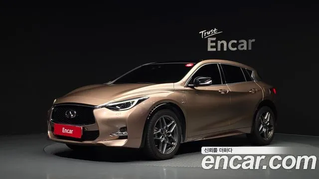 Infiniti Q30 2.0 Premium