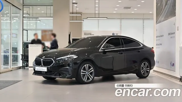 BMW 2-Series 220i Advantage