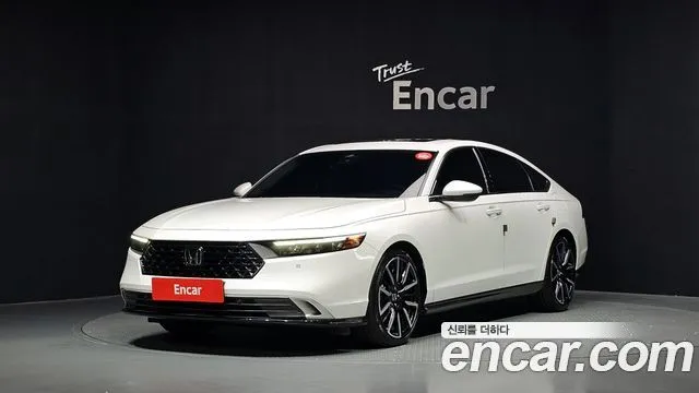 Honda Accord 2.0 Hybrid Touring