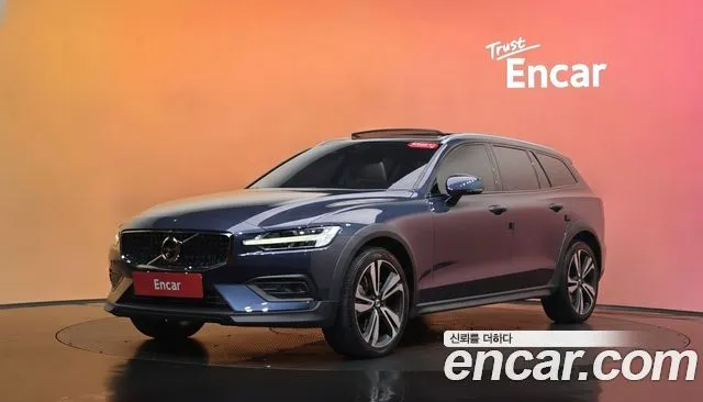 Volvo V60 T5 Pro AWD