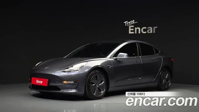Tesla Model 3 Long Range AWD