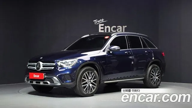 Mercedes-Benz GLC-Class GLC300e 4MATIC