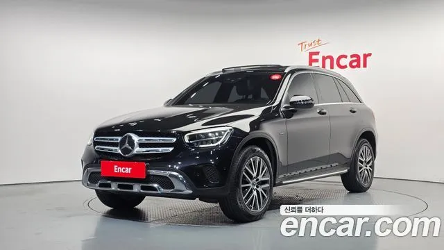 Mercedes-Benz GLC-Class GLC300e 4MATIC