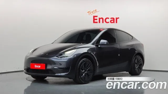 Tesla Model Y RWD