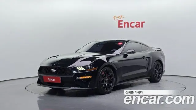 Ford Mustang Coupe
