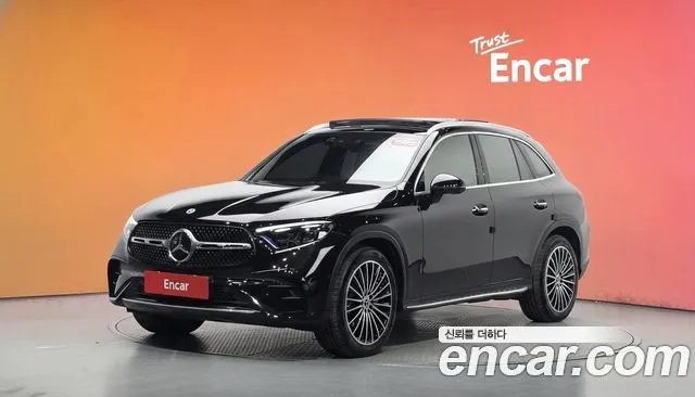 Mercedes-Benz GLC-Class GLC300 4MATIC AMG Line