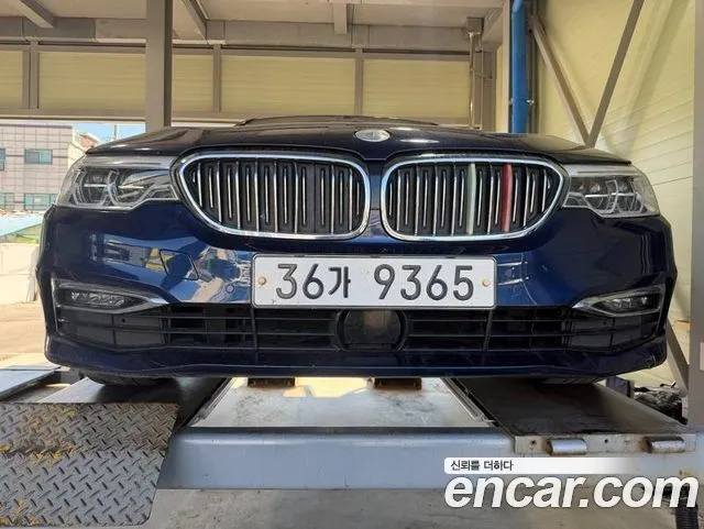 BMW 5-Series 530i Luxury Plus