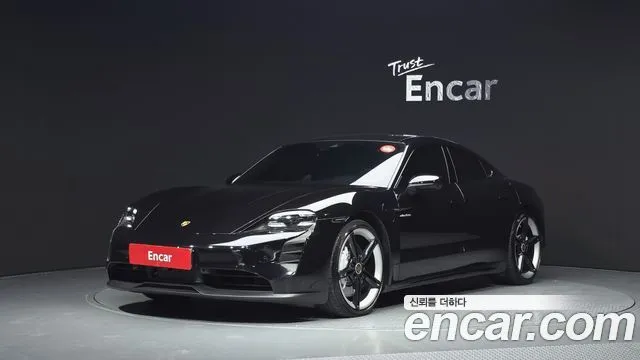 Porsche Taycan 4S