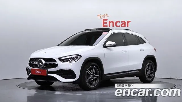Mercedes-Benz GLA-Class GLA250 4MATIC