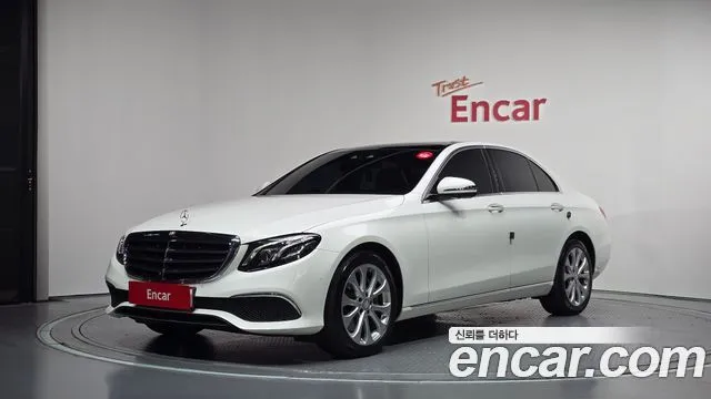 Mercedes-Benz E-Class E300 Exclusive