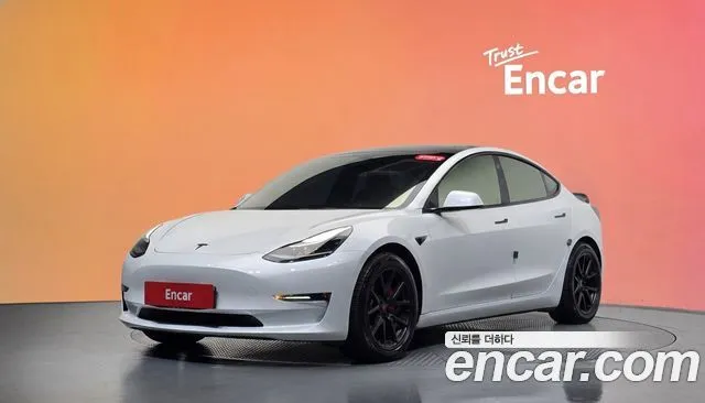 Tesla Model 3 Long Range AWD