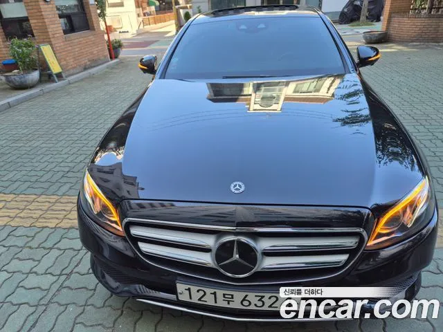 Mercedes-Benz E-Class E300 Avantgarde
