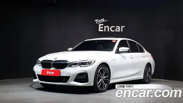 BMW 3-Series 330e M Sport