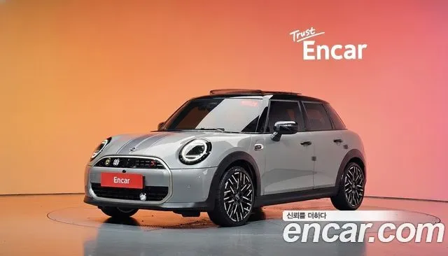 Mini Cooper 5 Door Favoured