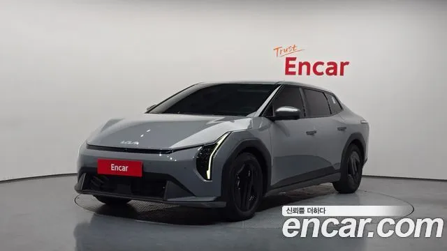 Kia EV4 Standard 2WD