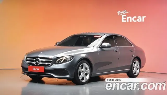 Mercedes-Benz E-Class E200 Avantgarde