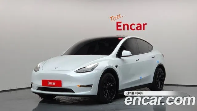 Tesla Model Y Long Range AWD