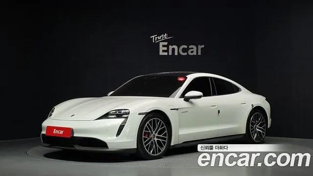 Porsche Taycan 4S