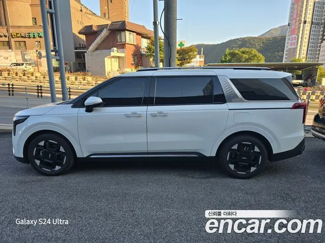 Kia Canival HEV 7seater Signature