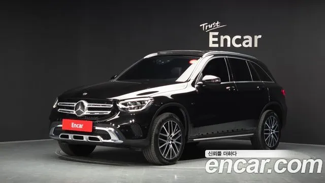 Mercedes-Benz GLC-Class GLC300e 4MATIC
