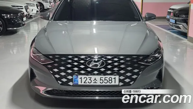 Hyundai Grandeur Premium
