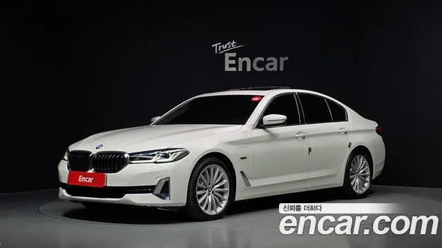 BMW 5-Series 530e Luxury
