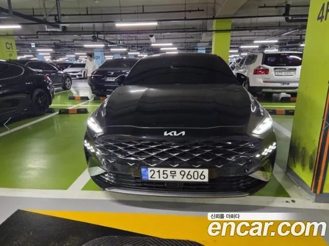 Kia K8 Signature Special