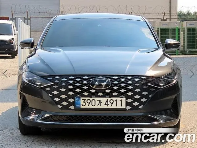 Hyundai Grandeur Premium