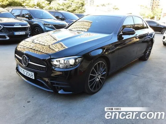 Mercedes-Benz E-Class E350 4MATIC AMG Line