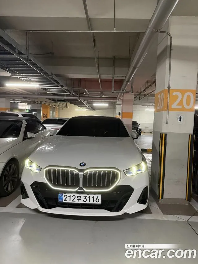 BMW 5-Series 530i xDrive M Sport