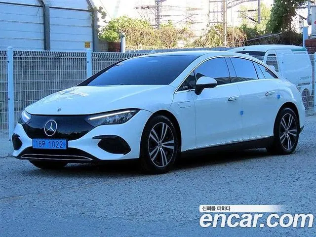 Mercedes-Benz EQE EQE300