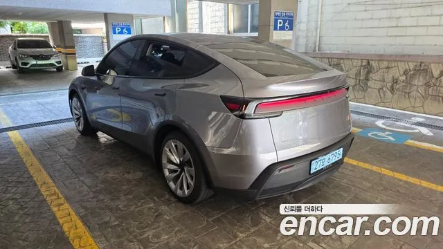 Tesla Model Y Long Range Launch Edition AWD
