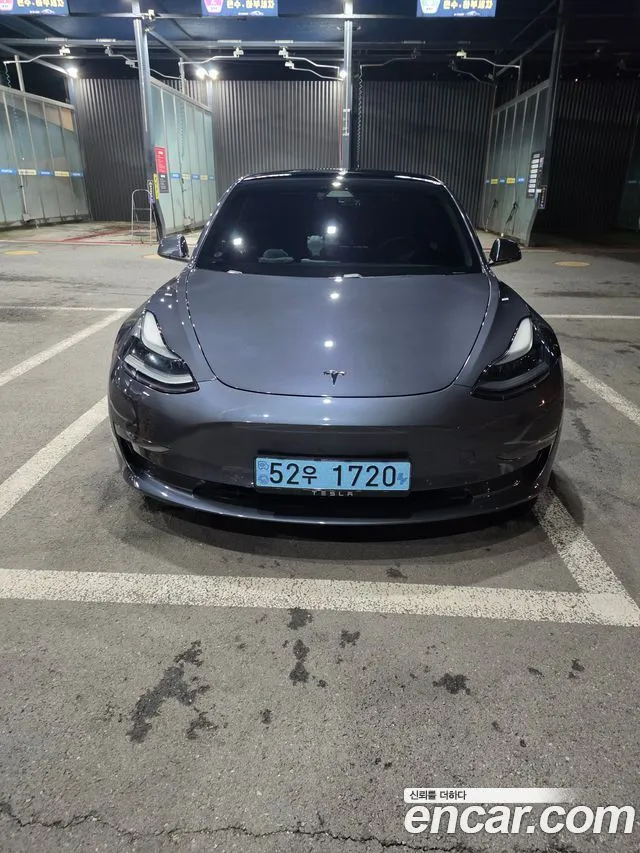 Tesla Model 3 Long Range AWD