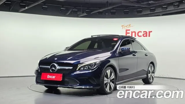 Mercedes-Benz CLA-Class CLA250 4MATIC