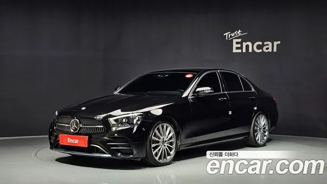 Mercedes-Benz E-Class E350 4MATIC AMG Line