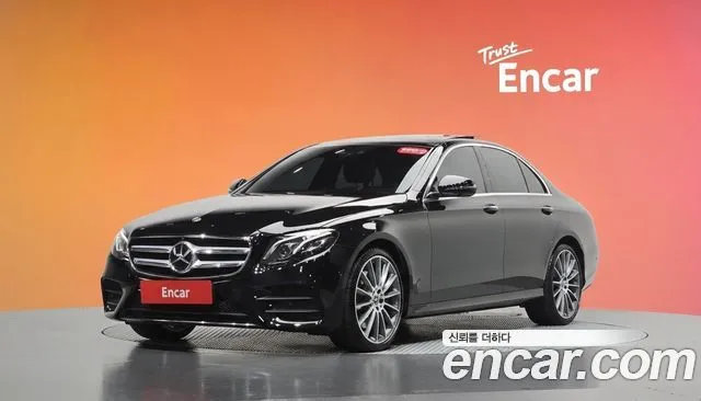 Mercedes-Benz E-Class E350 4MATIC AMG Line