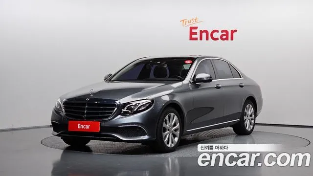 Mercedes-Benz E-Class E300 Exclusive