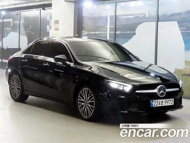Mercedes-Benz A-Class A250 4MATIC Sedan