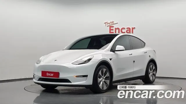 Tesla Model Y Long Range AWD