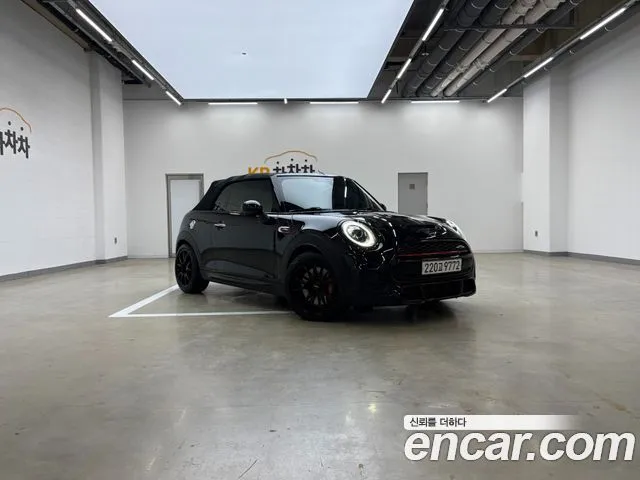 Mini Cooper Convertible JCW