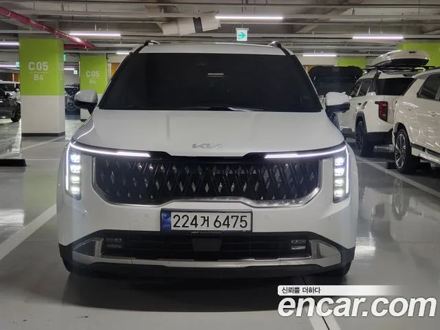 Kia Canival HEV 7seater Outdoor Nobless