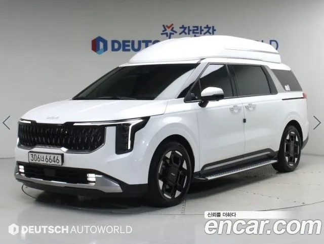 Kia Canival HEV 9-Seater Hi-Limousine