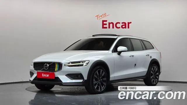 Volvo V60 B5 Ultimate AWD