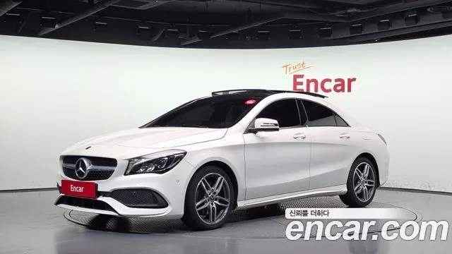 Mercedes-Benz CLA-Class CLA220 AMG Line