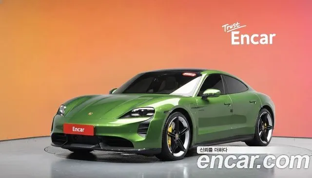 Porsche Taycan Turbo S