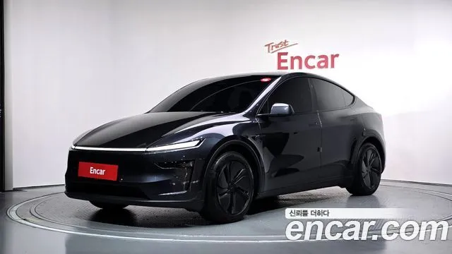 Tesla Model Y RWD