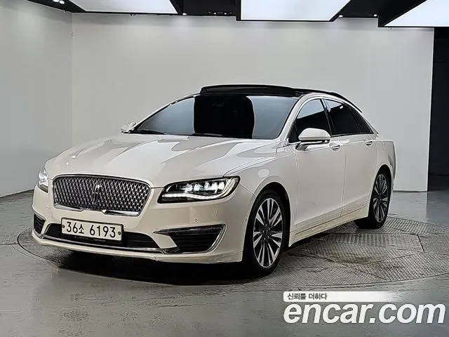 Lincoln MKZ Hybrid