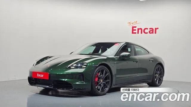 Porsche Taycan GTS